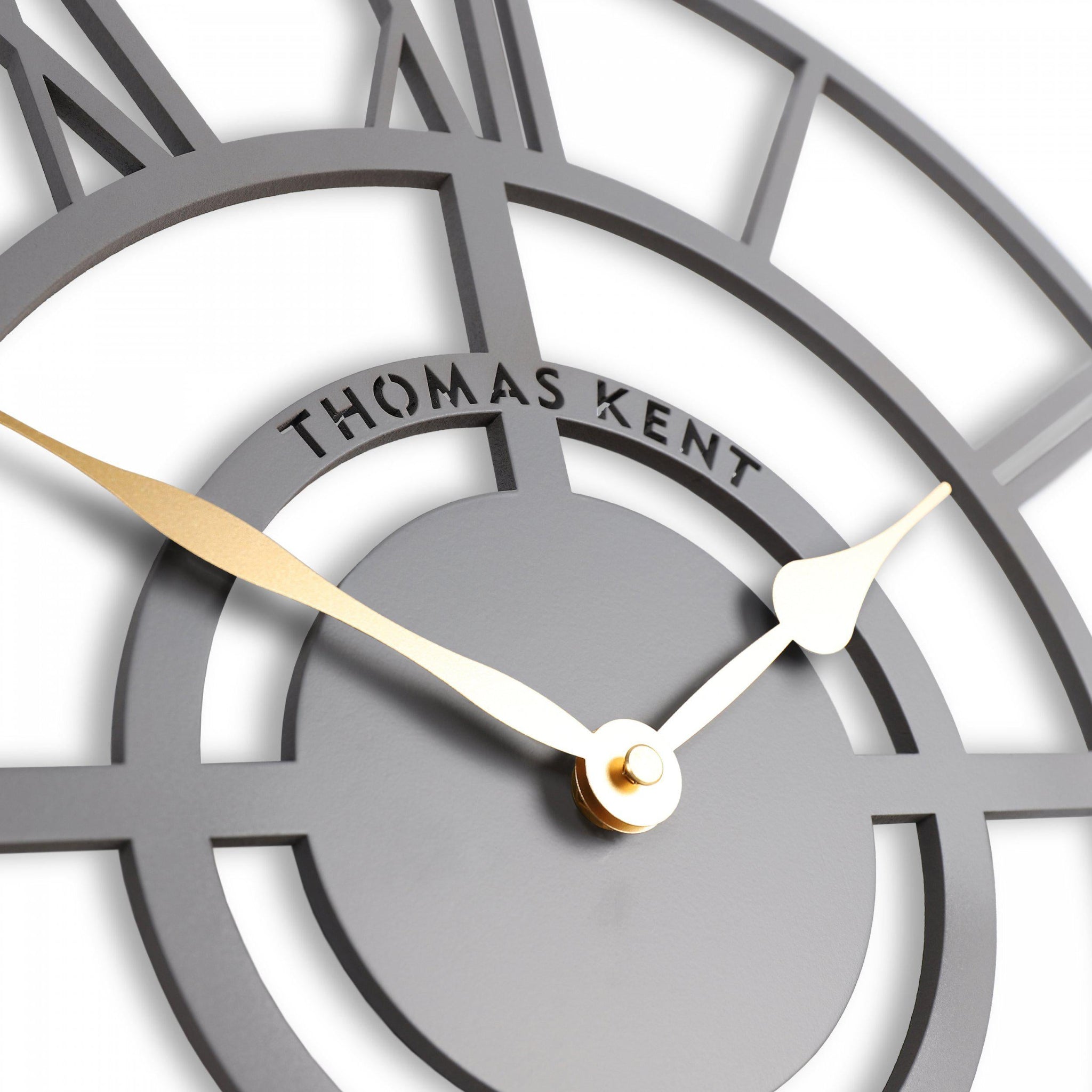 Thomas Kent 16" Bright Star Wall Clock Slate close up
