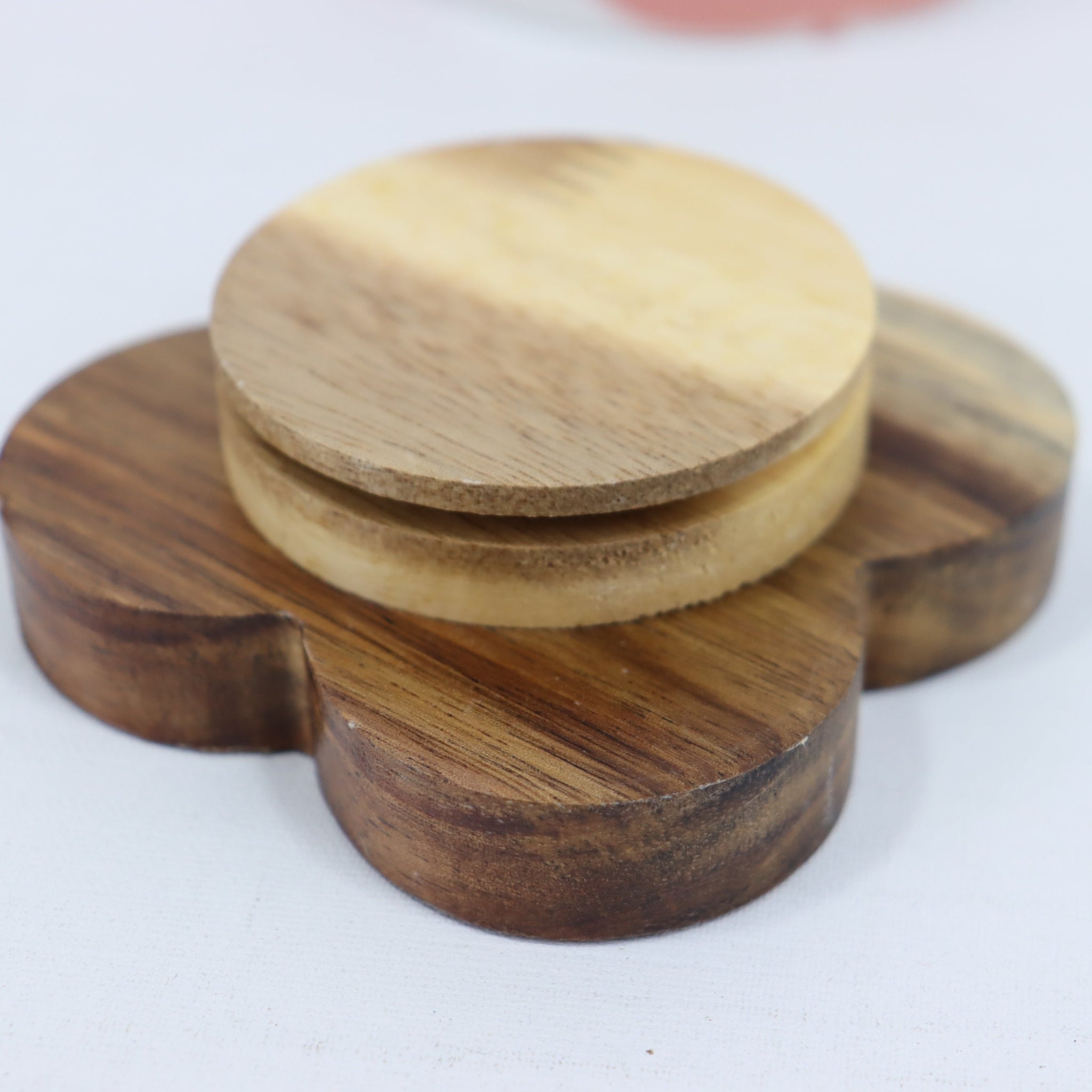 Seal missing from wooden lid