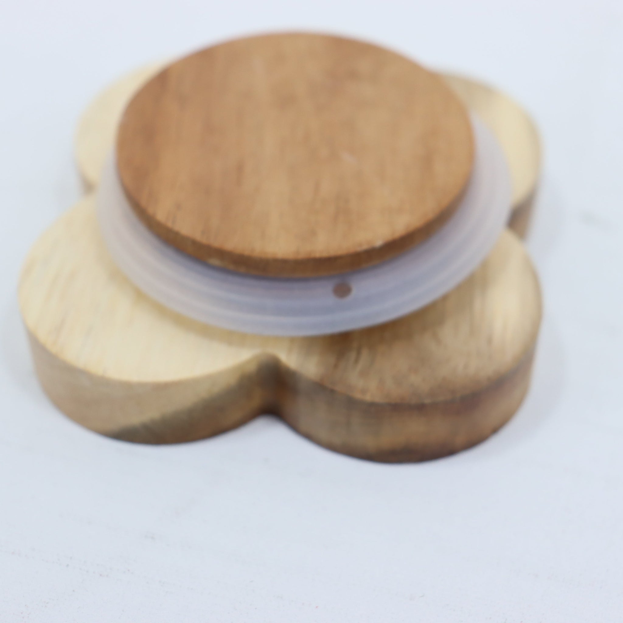 Seal needed for wooden lid