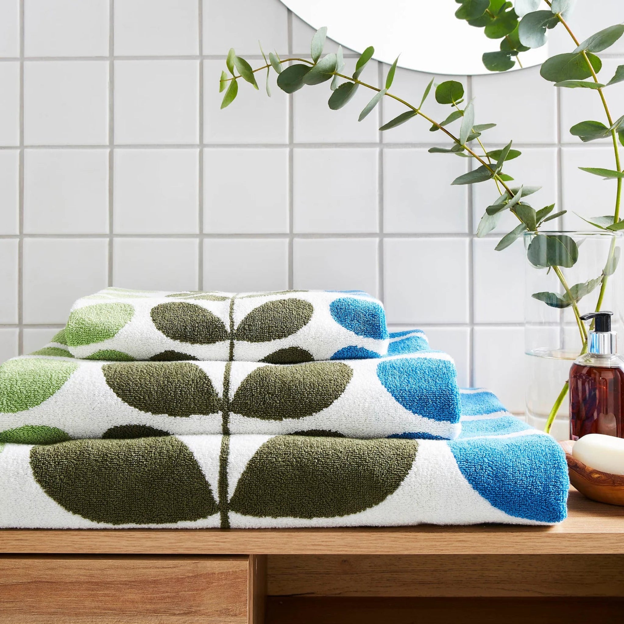 Orla Kiely Trio Stem Bath Towel Riviera