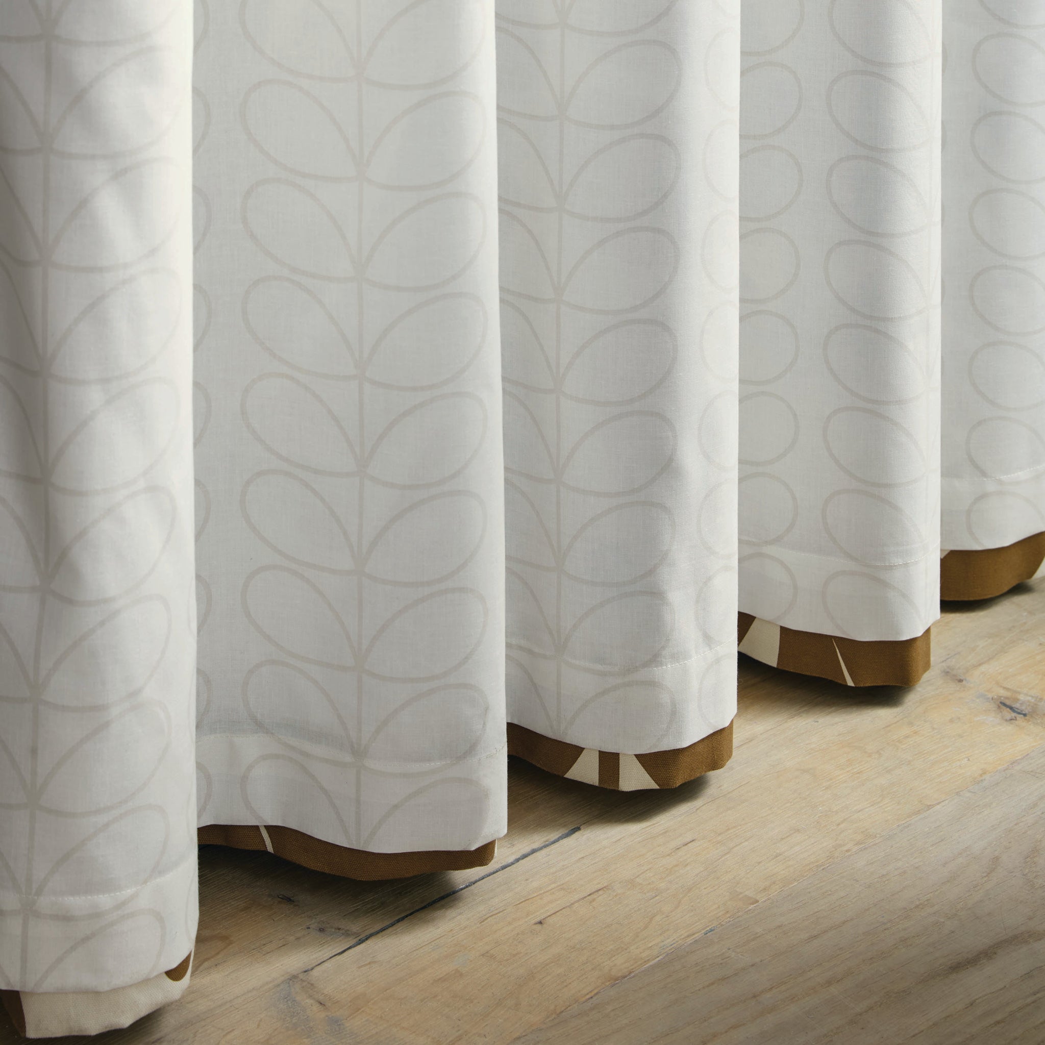 Orla Kiely Wildflower Eyelet Curtains Coffee - lining showing stem print