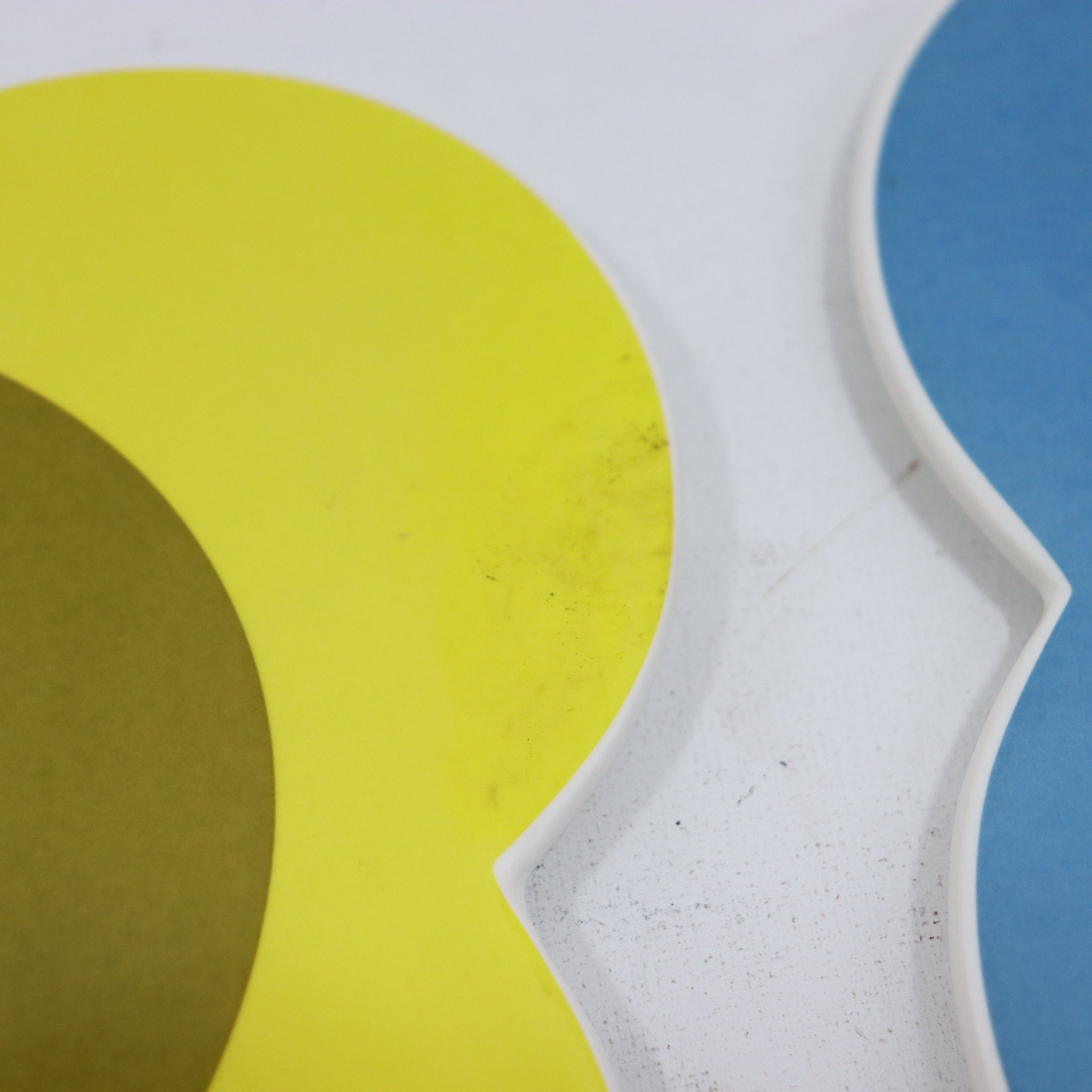 Orla Kiely Set of Two Ceramic Trivets Sunflower Yellow & Sky Blue SECONDS
