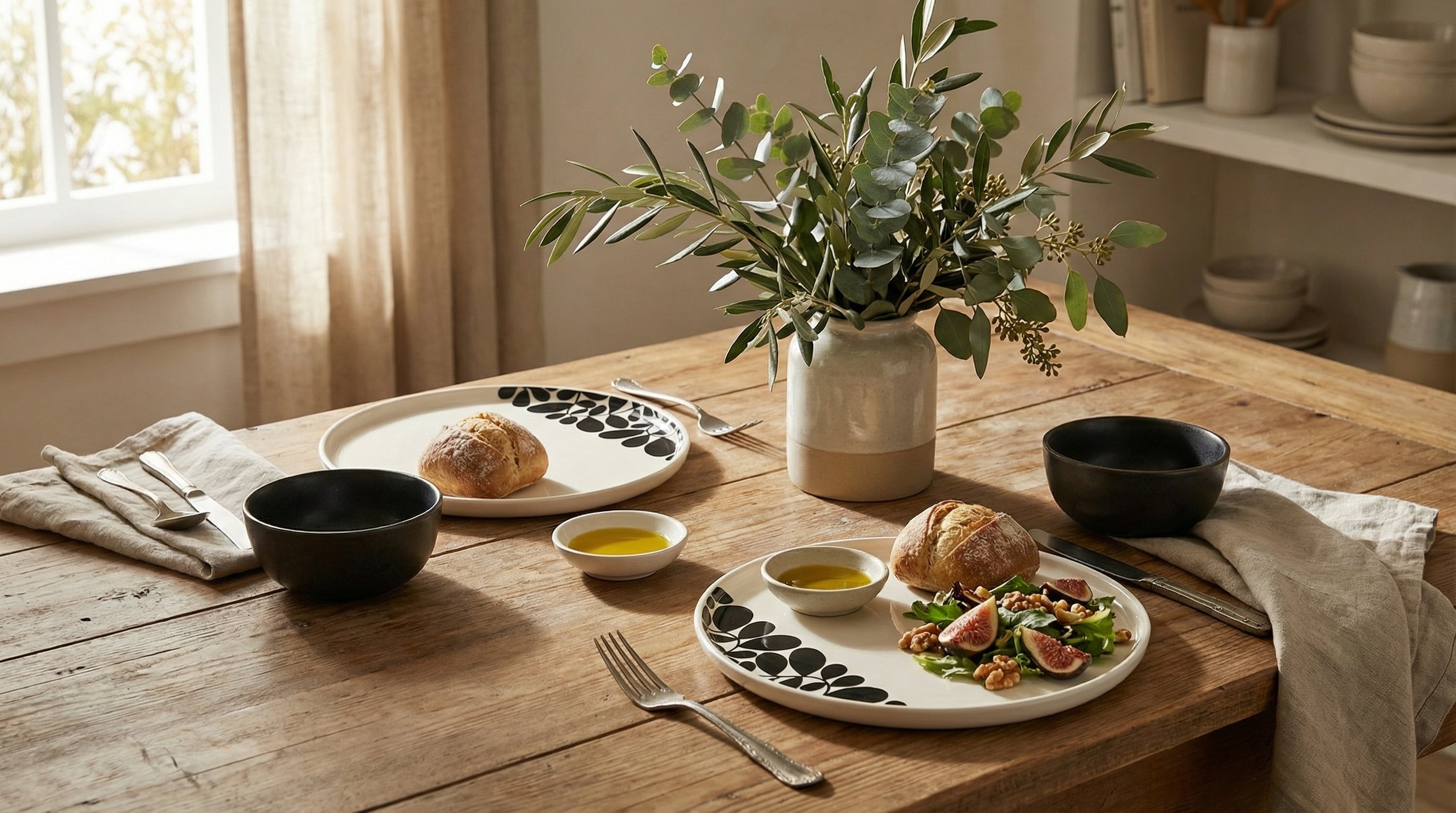Dining and Tableware
