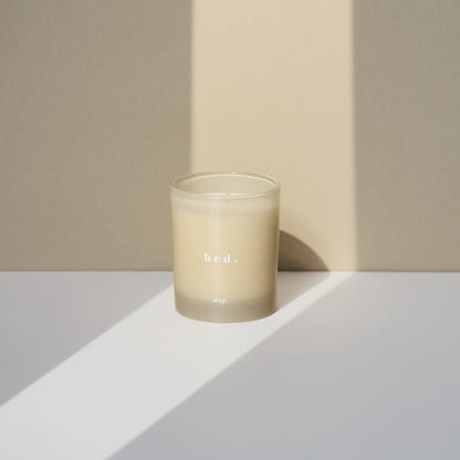 wxy. Mini Classic 8oz Bed Candle Warm Musk &amp; Black Vanilla