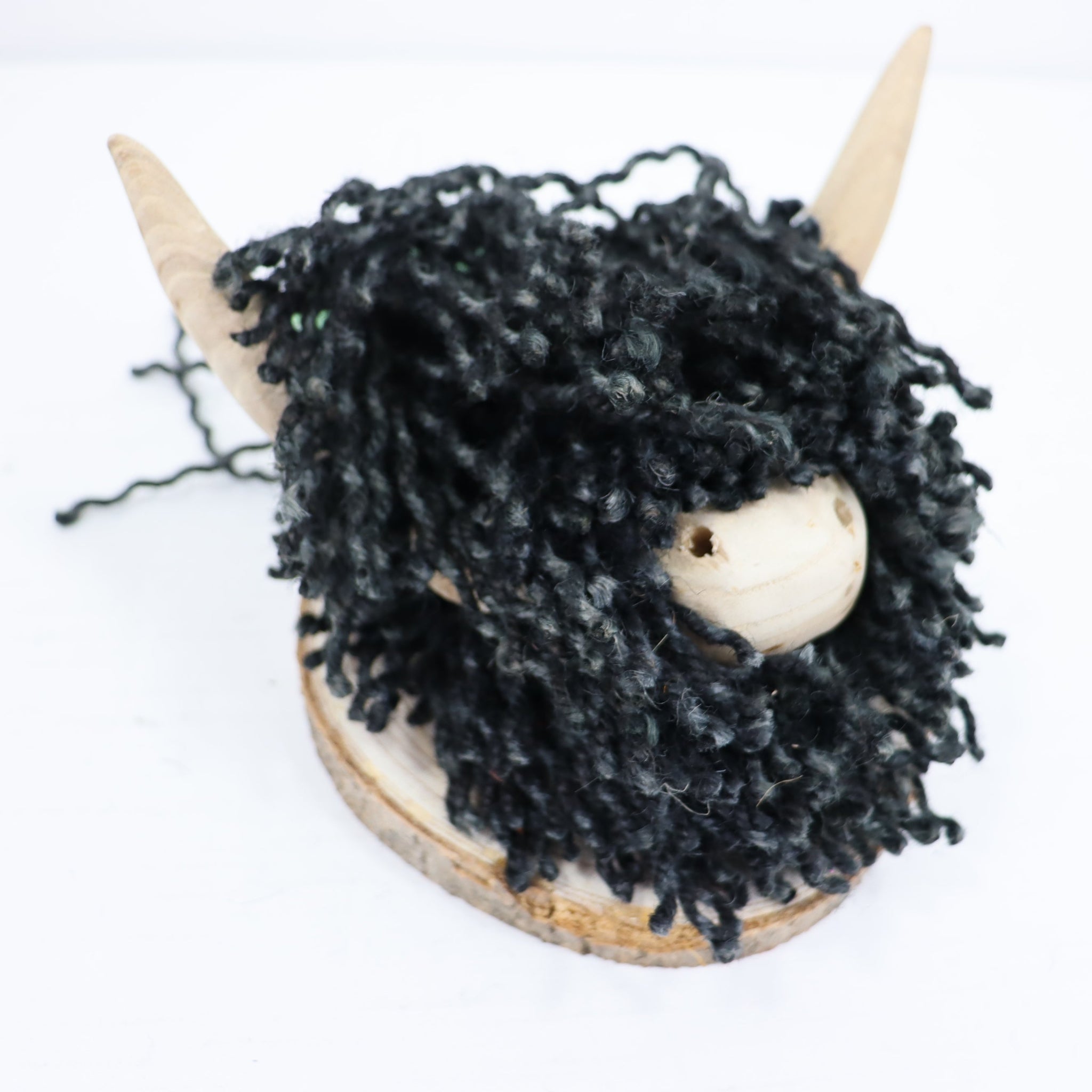 Aquarelle Home Ailsa Mini Wall Mounted Highland Cow Head Jute Black