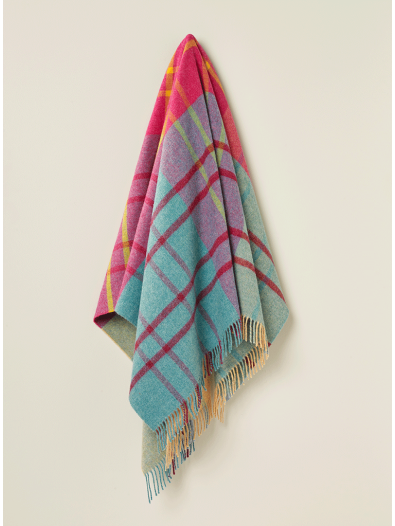 Bronte by Moon Stromness Cerise & Mint Throw