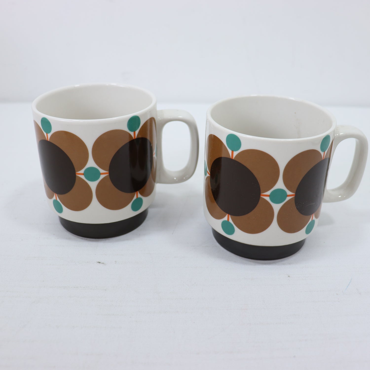 two cups on a table