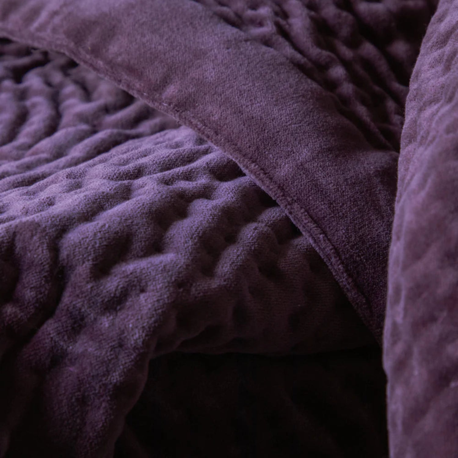 Voyage Maison Haze Velvet Quilted Throw Plum