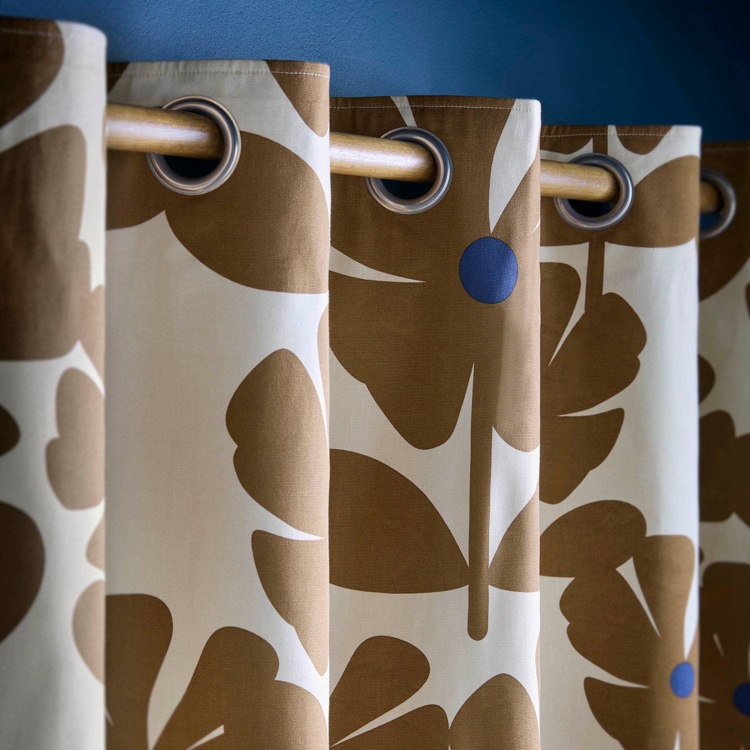 Orla Kiely Wildflower Eyelet Curtains Coffee
