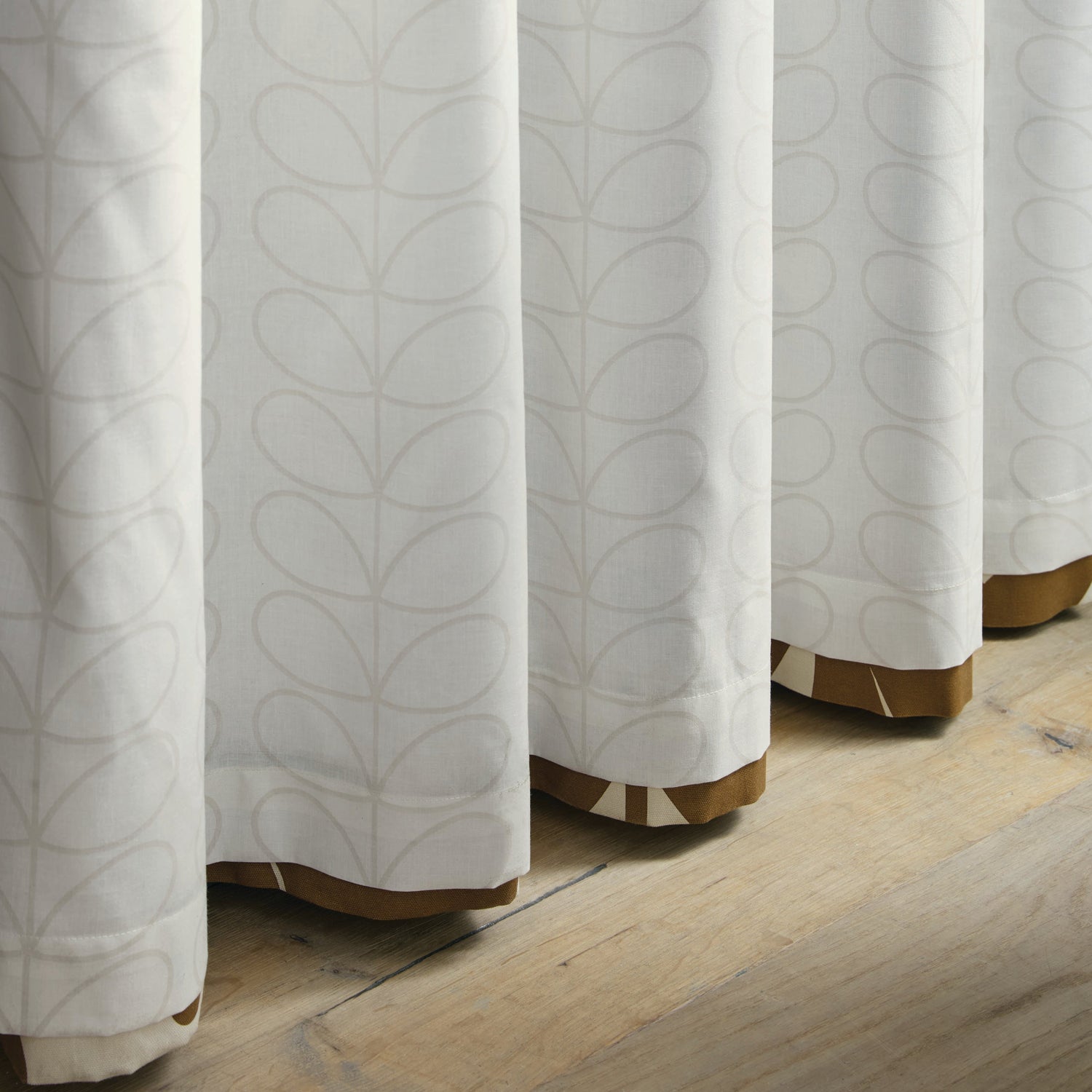 Orla Kiely Wildflower Eyelet Curtains Coffee - lining showing stem print