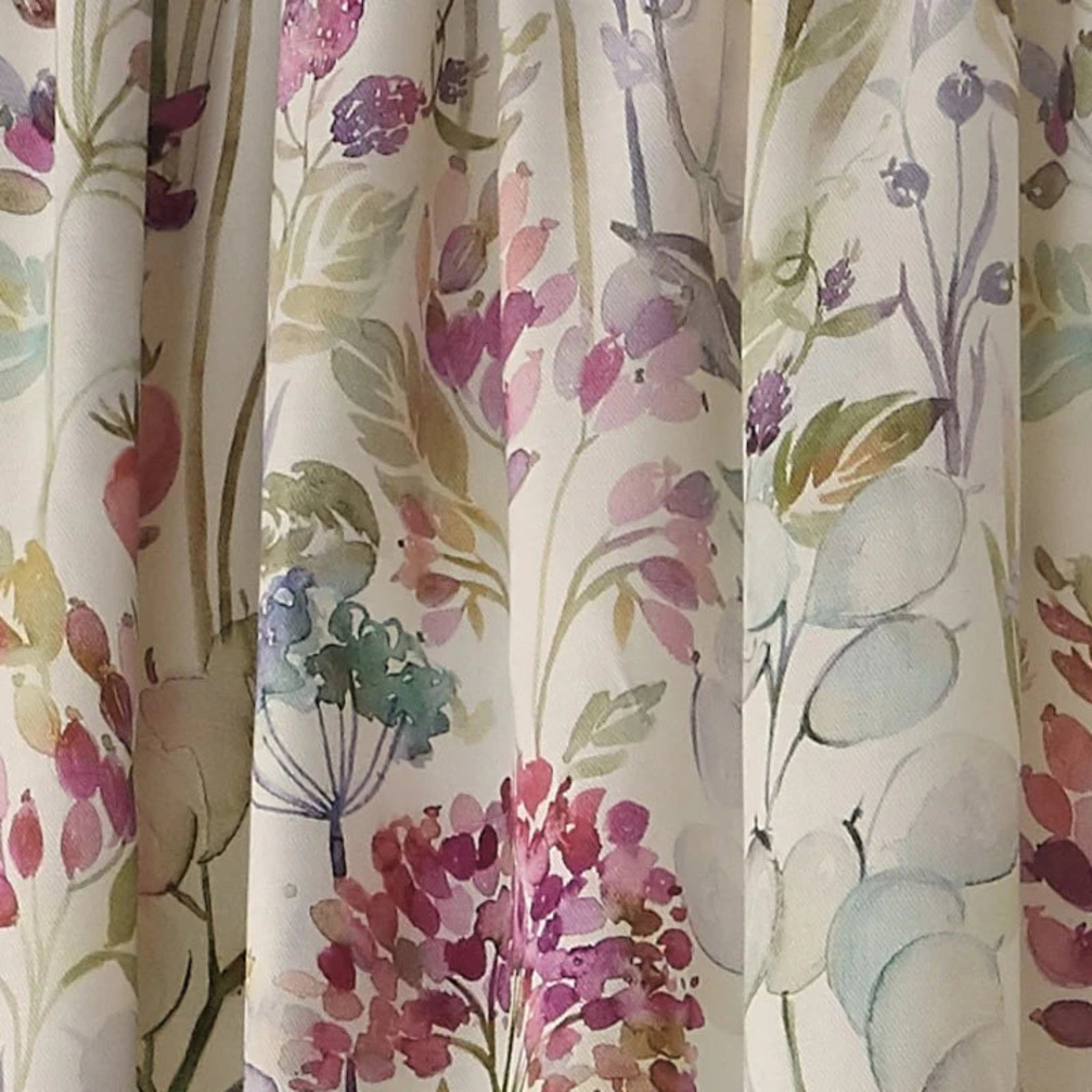 Voyage Maison Country Hedgerow Lotus Lined Pencil Pleat Curtains