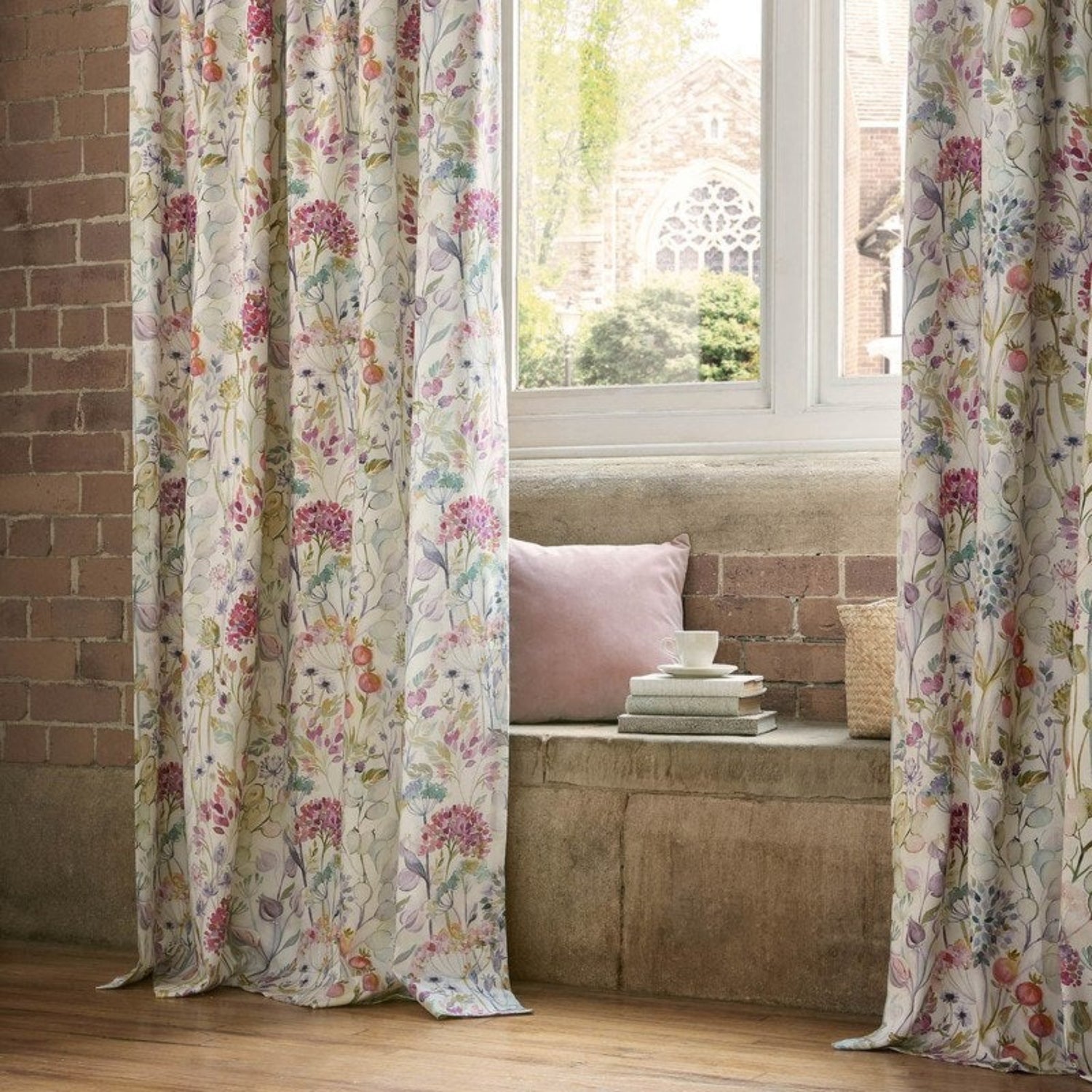 Voyage Maison Country Hedgerow Lotus Lined Pencil Pleat Curtains