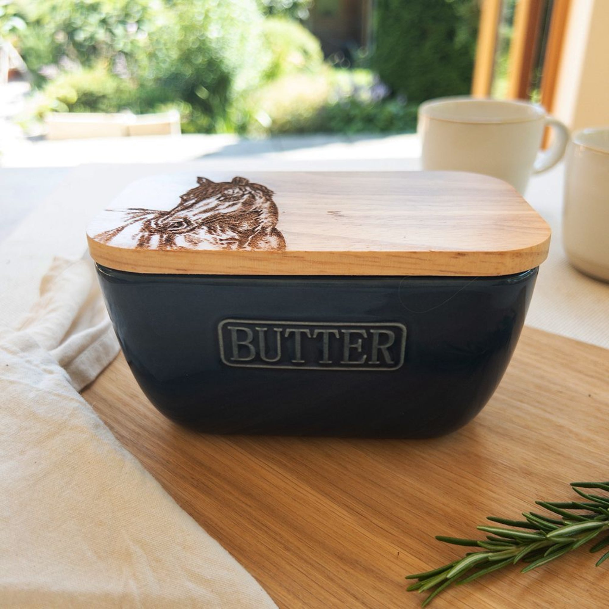 Selbrae House Horse Oak and Ceramic Butter Dish - Blue