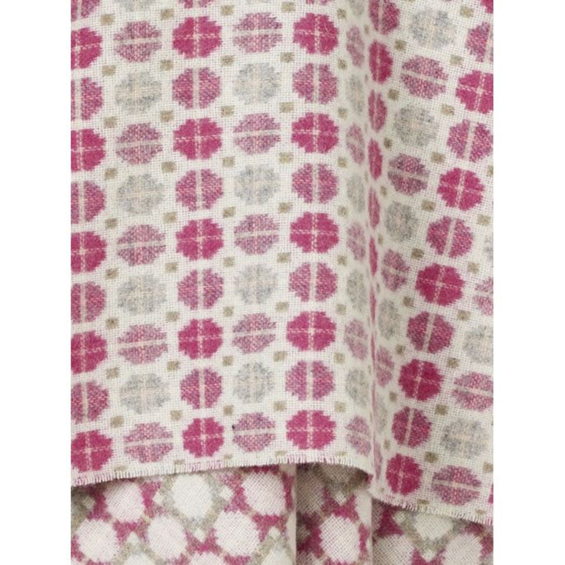 Bronte by Moon Milan Pink Throw