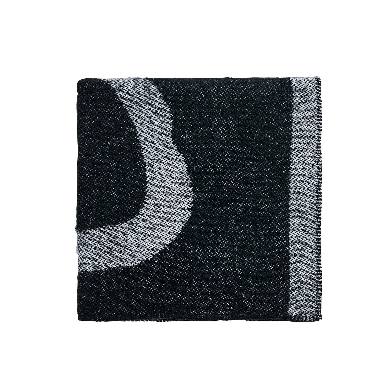 a black and white blanket