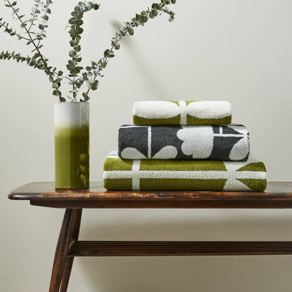 Orla Kiely Cut Stem Towels Moss/Charcoal