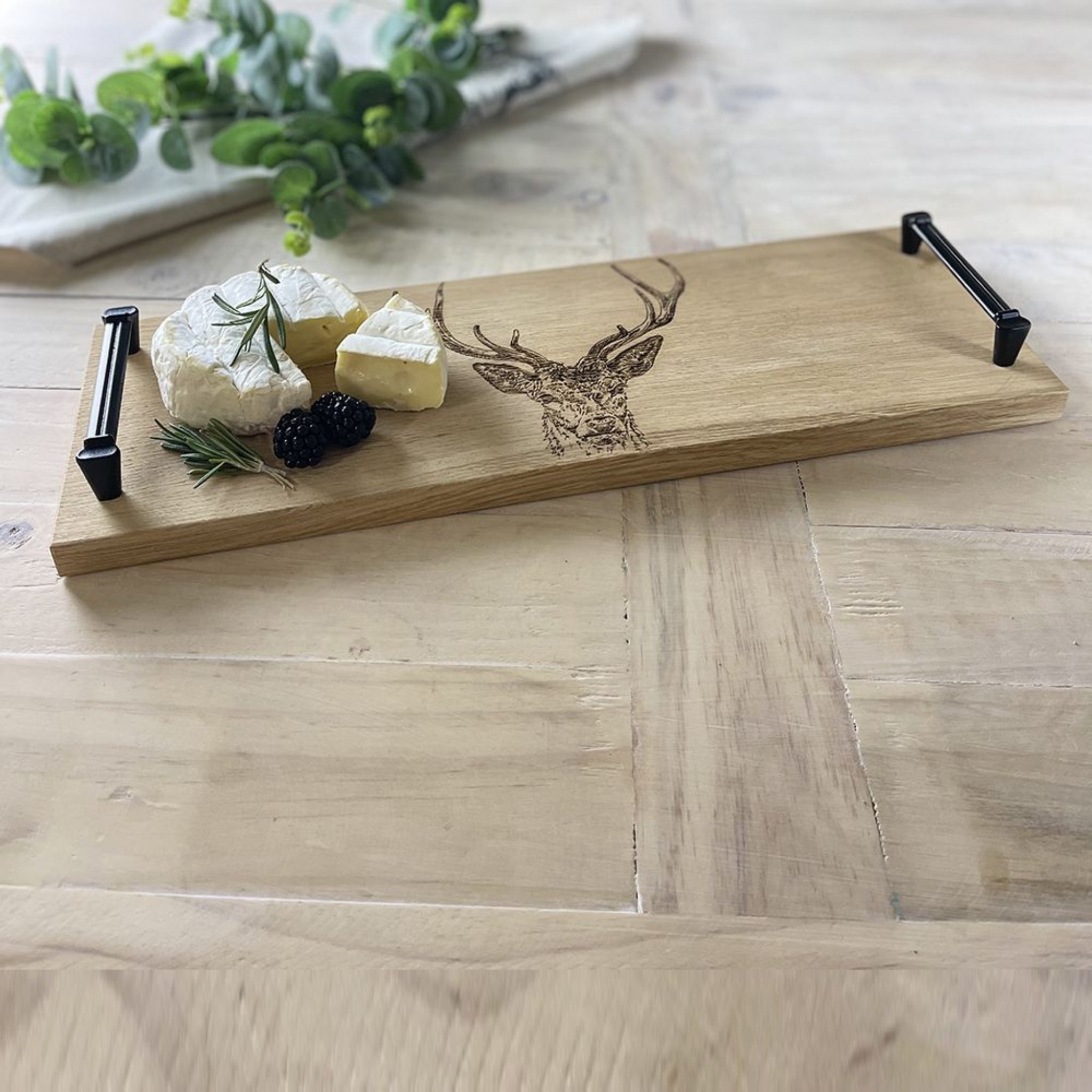 Selbrae House Stag Prince Oak Tray Black Steel Handles